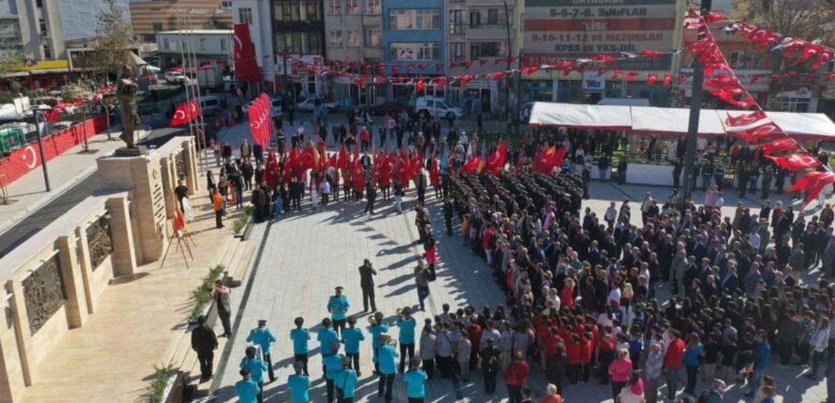 Keşan'da Cumhuriyet Bayramı çelenk töreni yapıldı