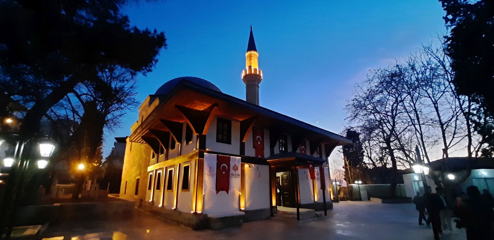 Hersekzade Ahmet Paşa Camii, restorasyon sonrası ibadete açıldı
